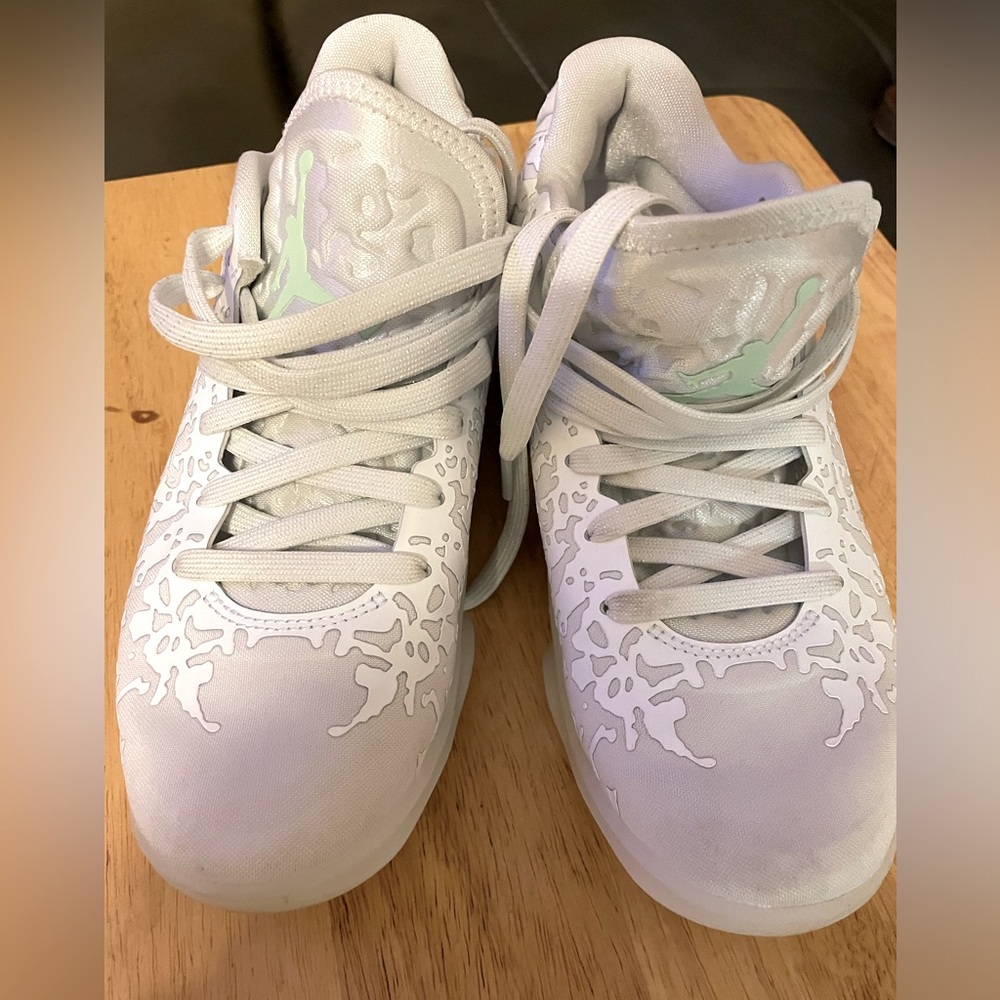 Zion 3’s Nike.